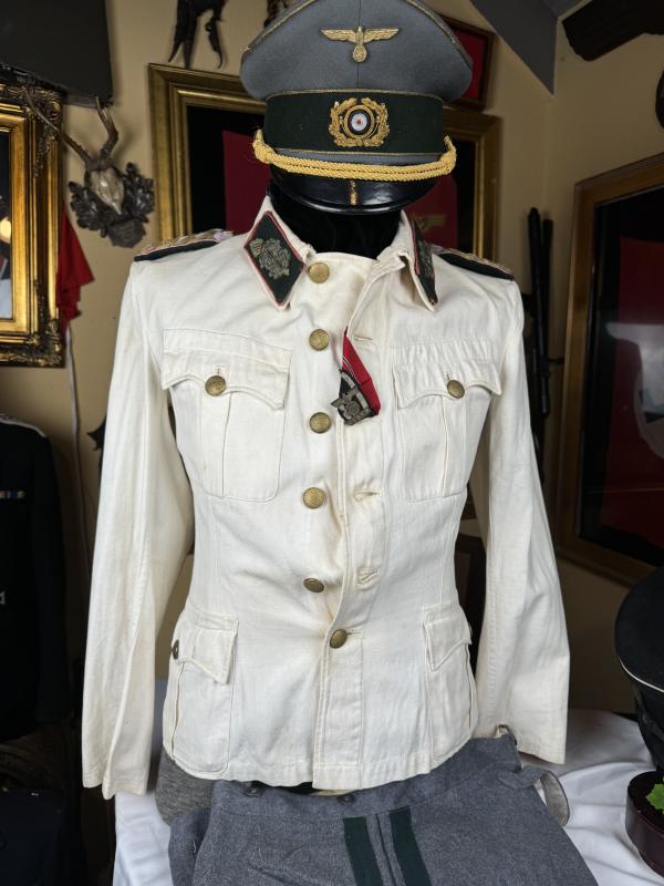 Summer General's Panzer Administration Tunic with Trousers