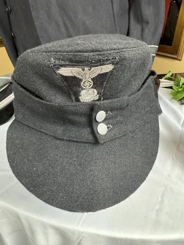 M43 Enlisted man's Panzer hat Probably Dachau made.